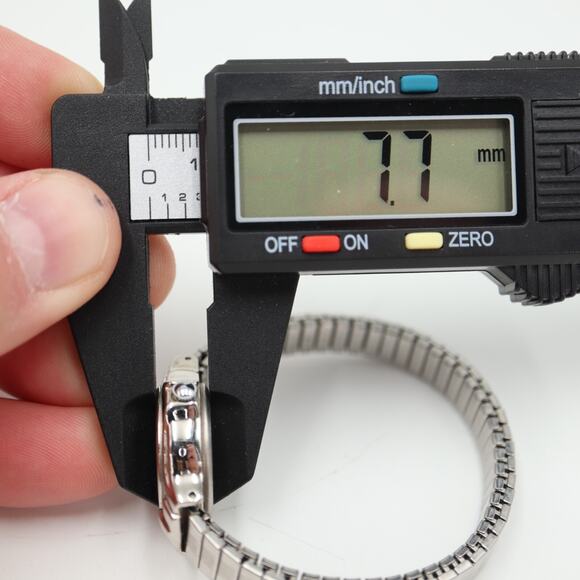 Carriage By Timex Womens Watch 24mm Gray Dial Silver Tone Stretch Band Working - Picture 3 of 14